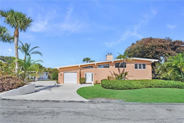 2228 NE Center Circle, Cross Roads Hill, Jensen Beach, FL