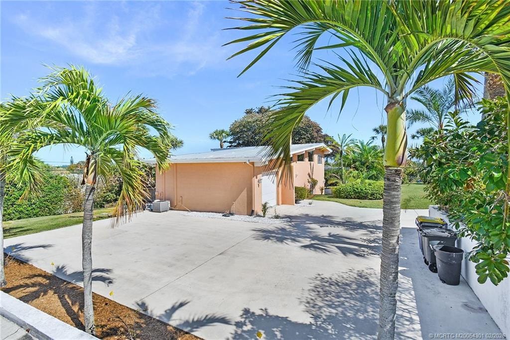 2228 NE Center Circle, Jensen Beach, FL 34957 photo 11