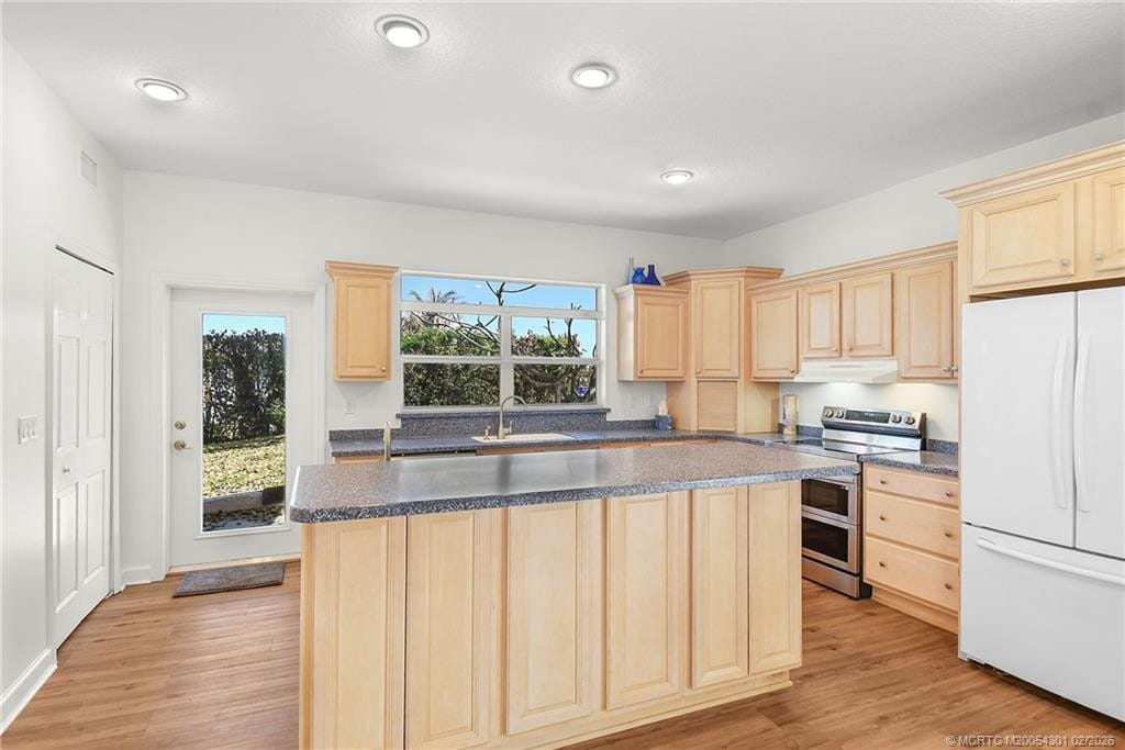 2228 NE Center Circle, Jensen Beach, FL 34957 photo 20