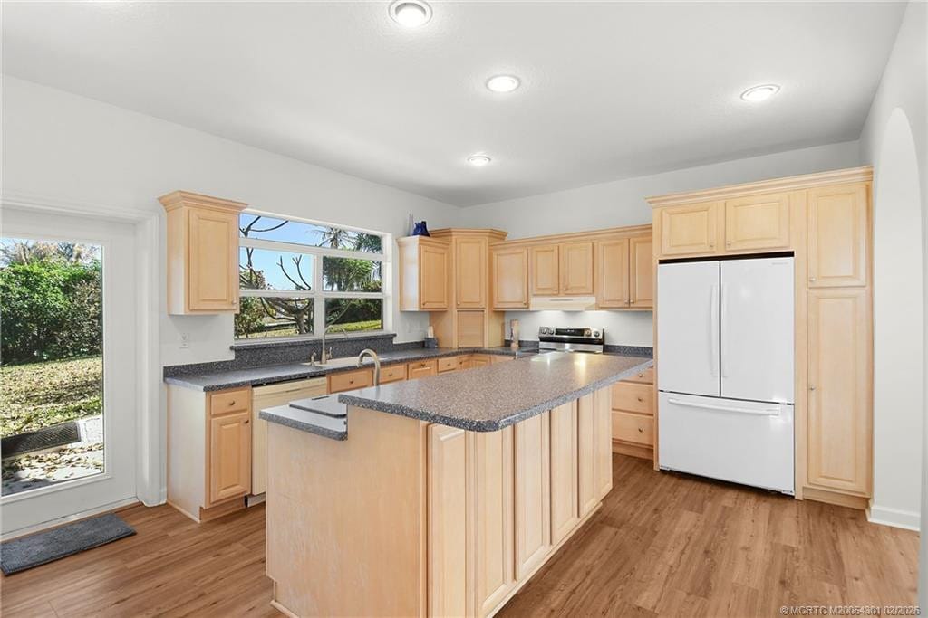 2228 NE Center Circle, Jensen Beach, FL 34957 photo 21