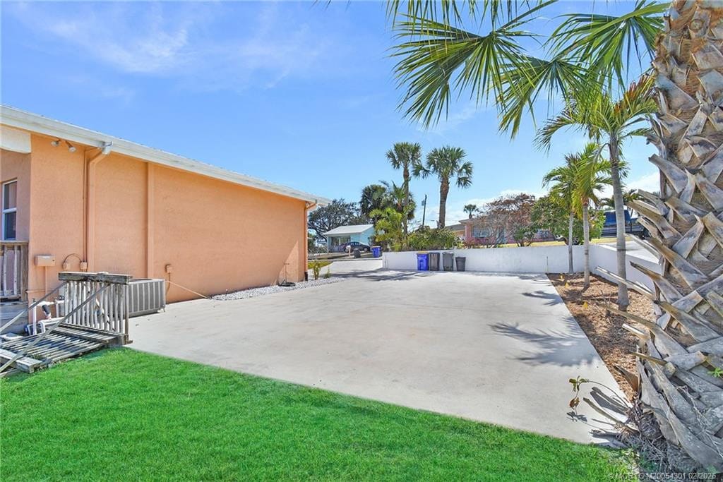 2228 NE Center Circle, Jensen Beach, FL 34957 photo 10