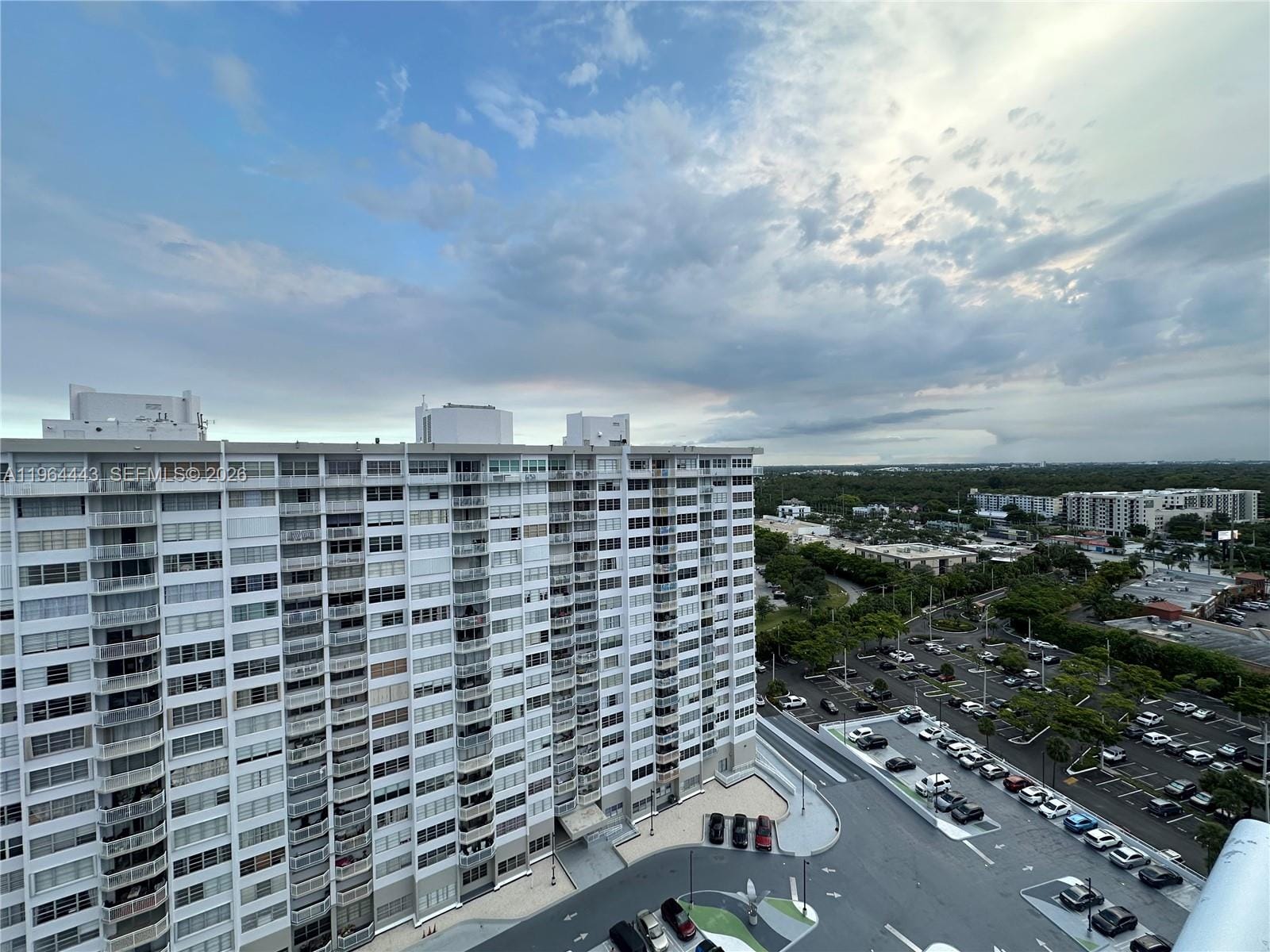 18051 Biscayne Boulevard PH05 — photo 3