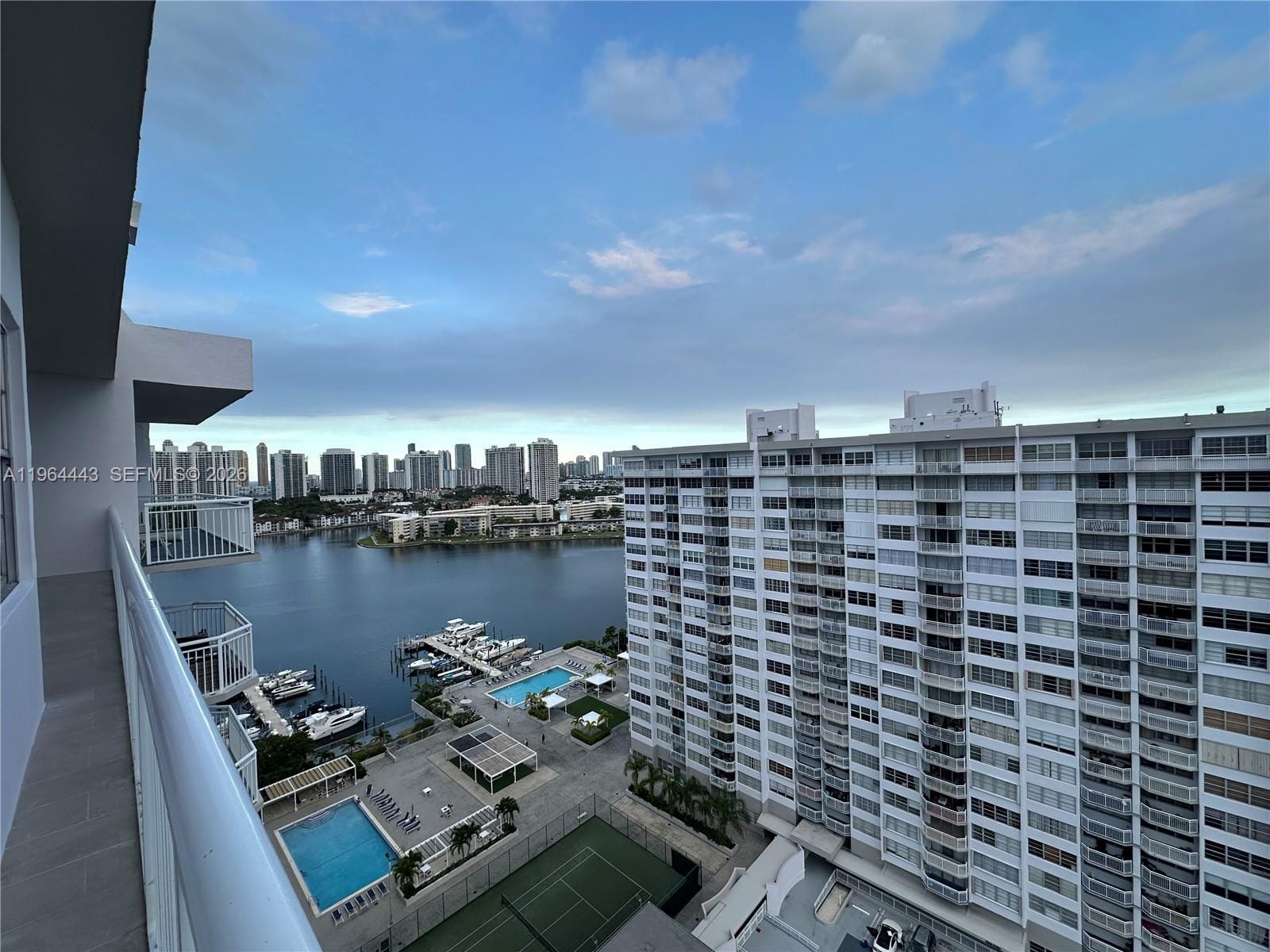 18051 Biscayne Boulevard PH05 — photo 9