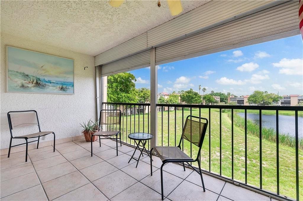 7210 Lake Circle Drive 306 — photo 2