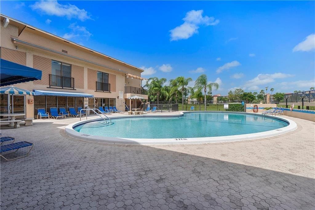 7210 Lake Circle Drive 306, Margate, FL 33063 photo 17