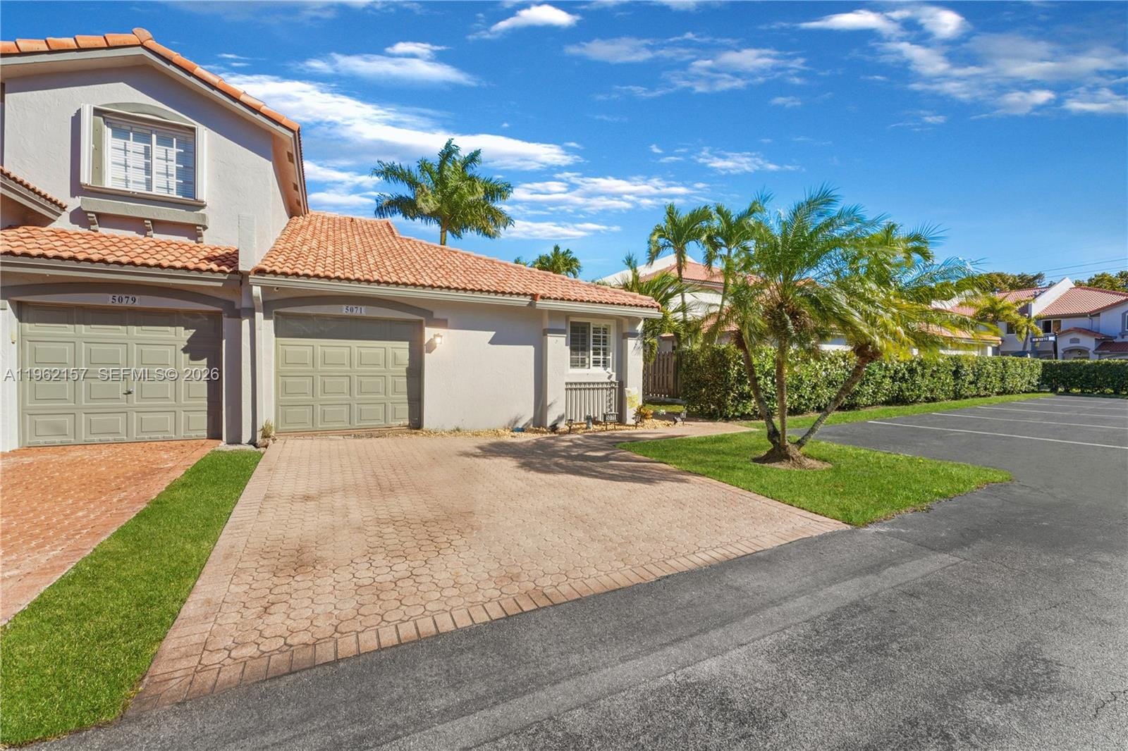 5071 NW 115th Court, Doral, FL 33178 photo 2
