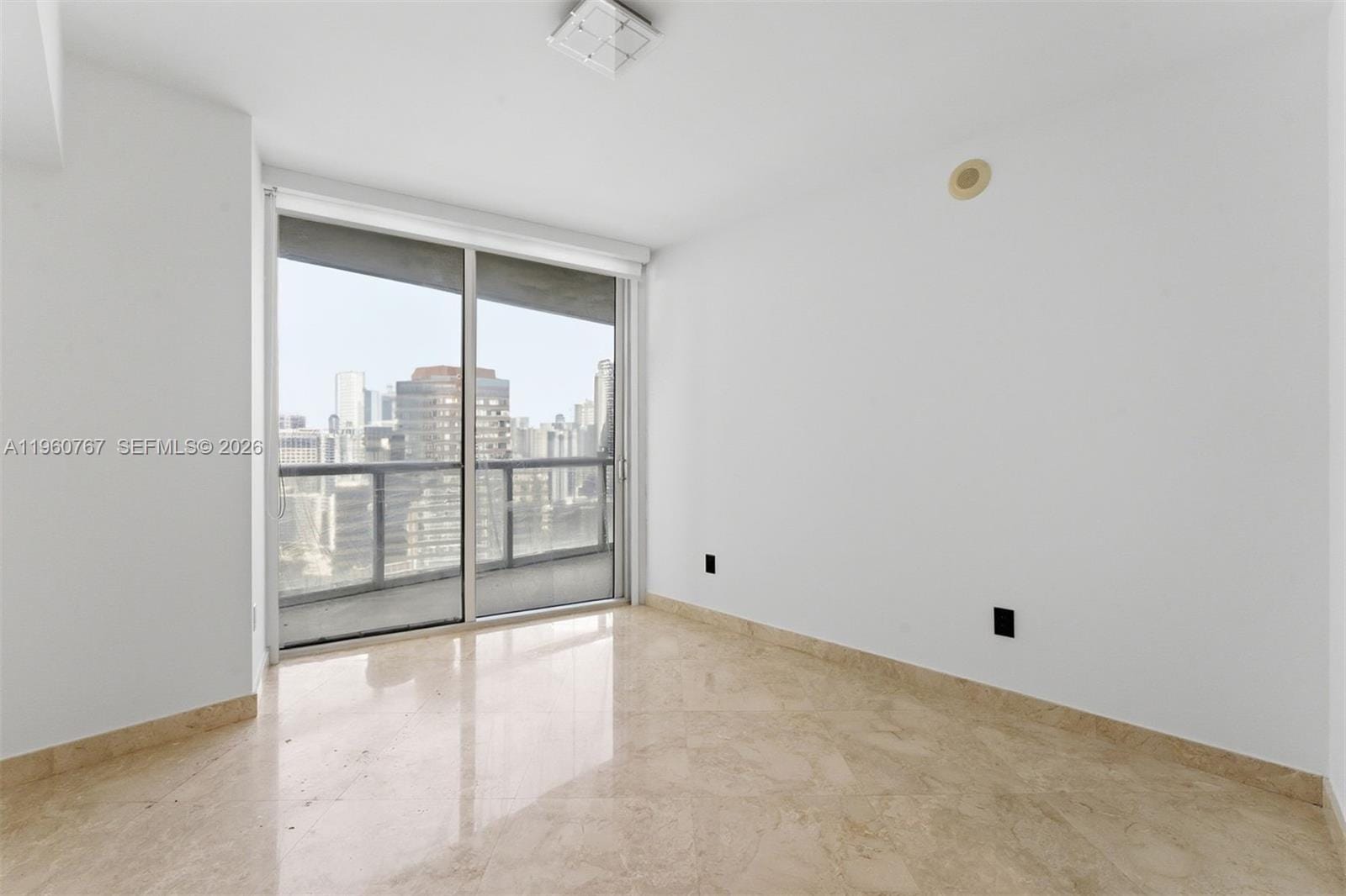 475 Brickell Avenue 3513 — photo 11