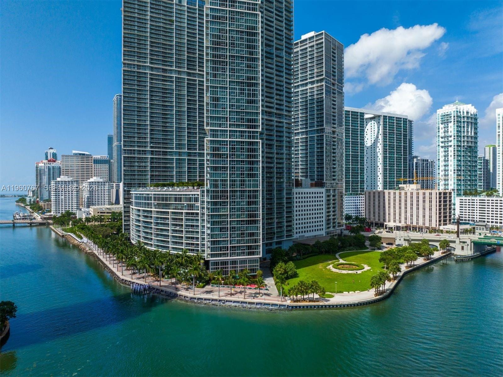 475 Brickell Avenue 3513, Miami, FL 33131 photo 27