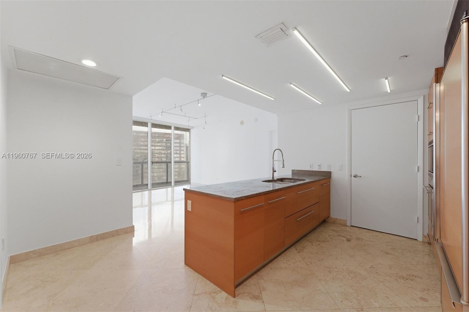 475 Brickell Avenue 3513 — photo 4