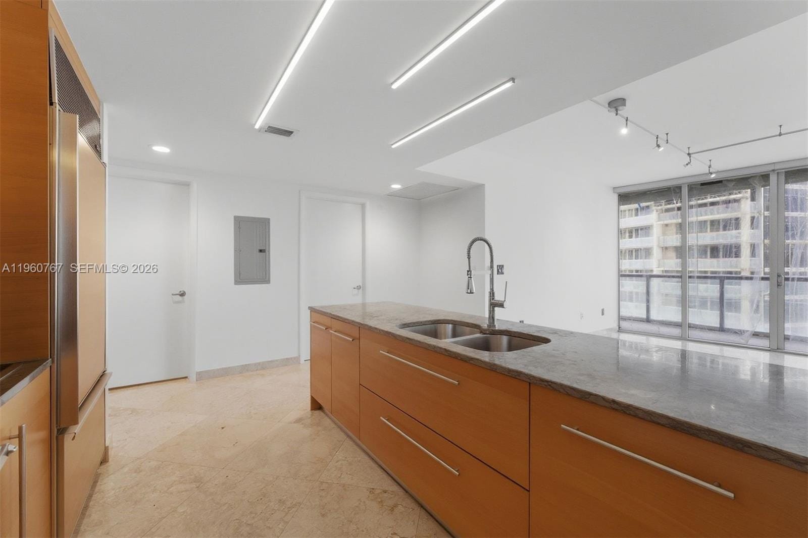 475 Brickell Avenue 3513 — photo 6