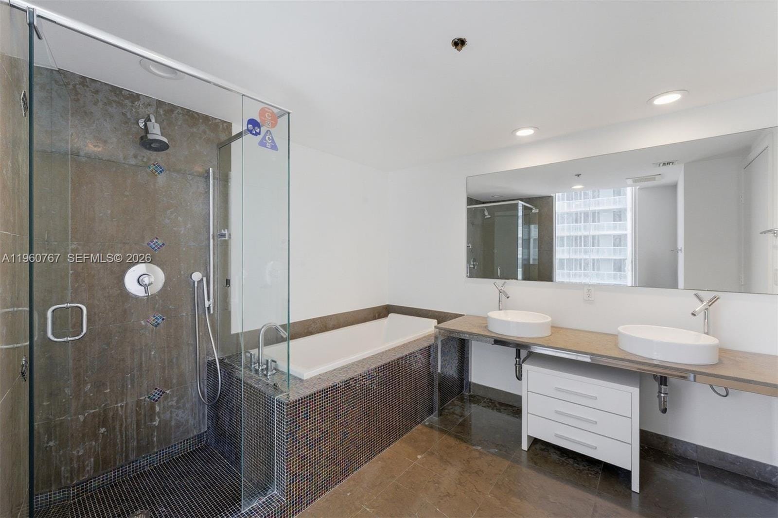475 Brickell Avenue 3513 — photo 9