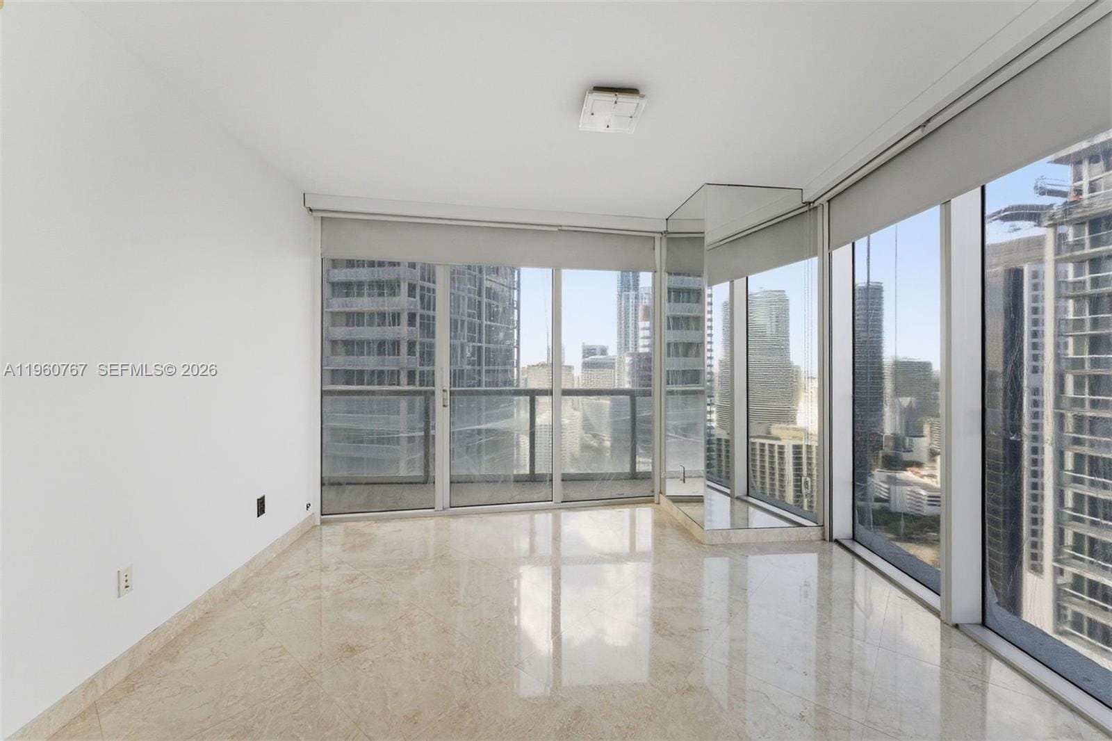 475 Brickell Avenue 3513 — photo 10