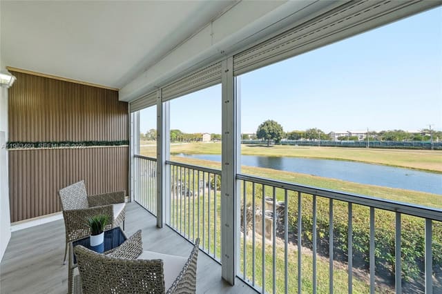 901 SW 128th Terrace 204A, sold in Cambridge At Century, Pembroke Pines, FL