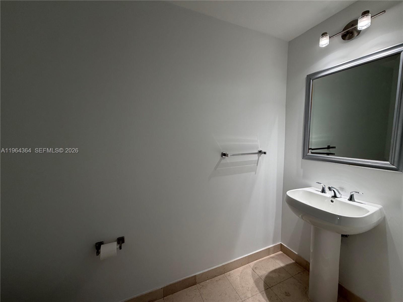 1060 Brickell Avenue 4003, Miami, FL 33131 photo 11