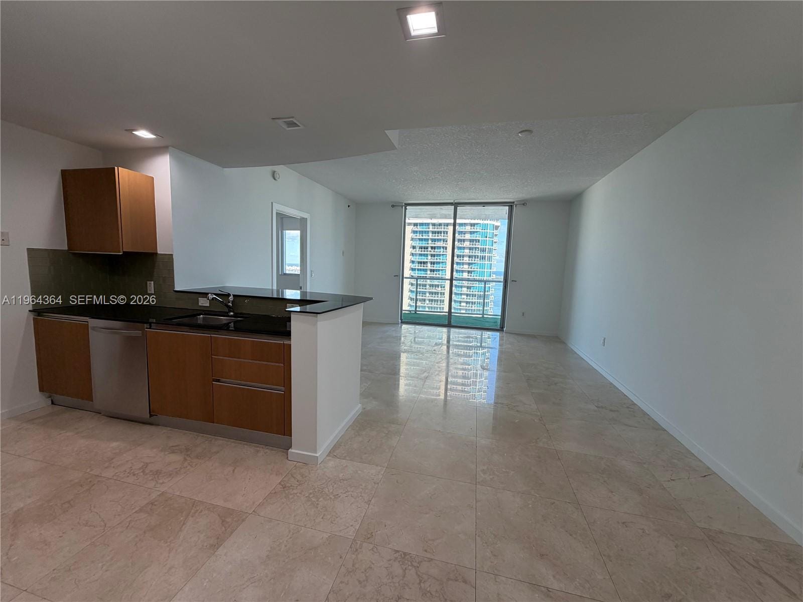 1060 Brickell Avenue 4003, Miami, FL 33131 photo 3
