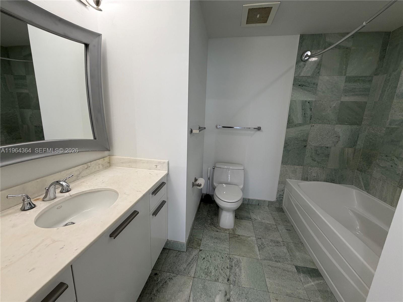 1060 Brickell Avenue 4003, Miami, FL 33131 photo 8