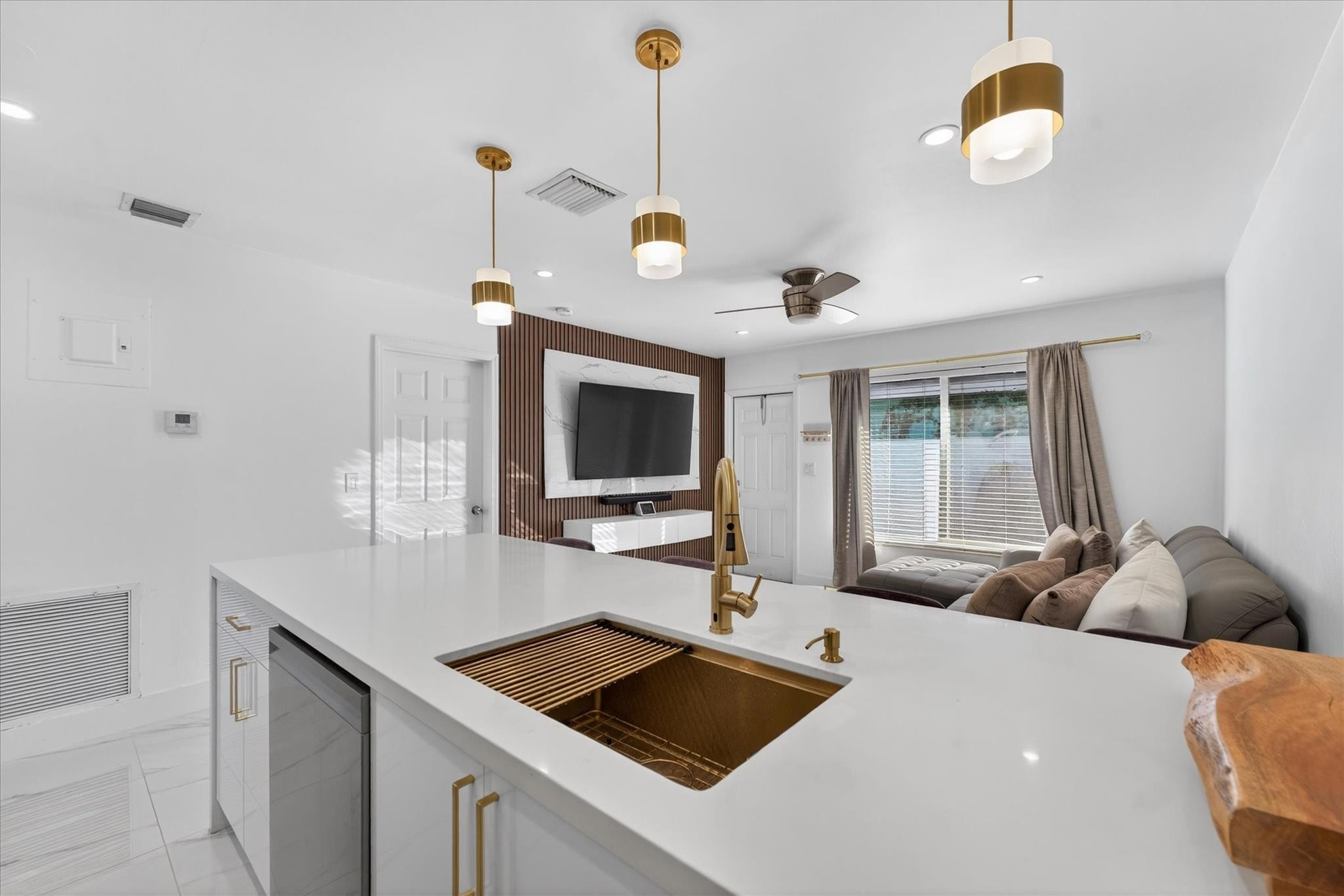 883 NE 33rd Street, Oakland Park, FL 33334, Oakland Park