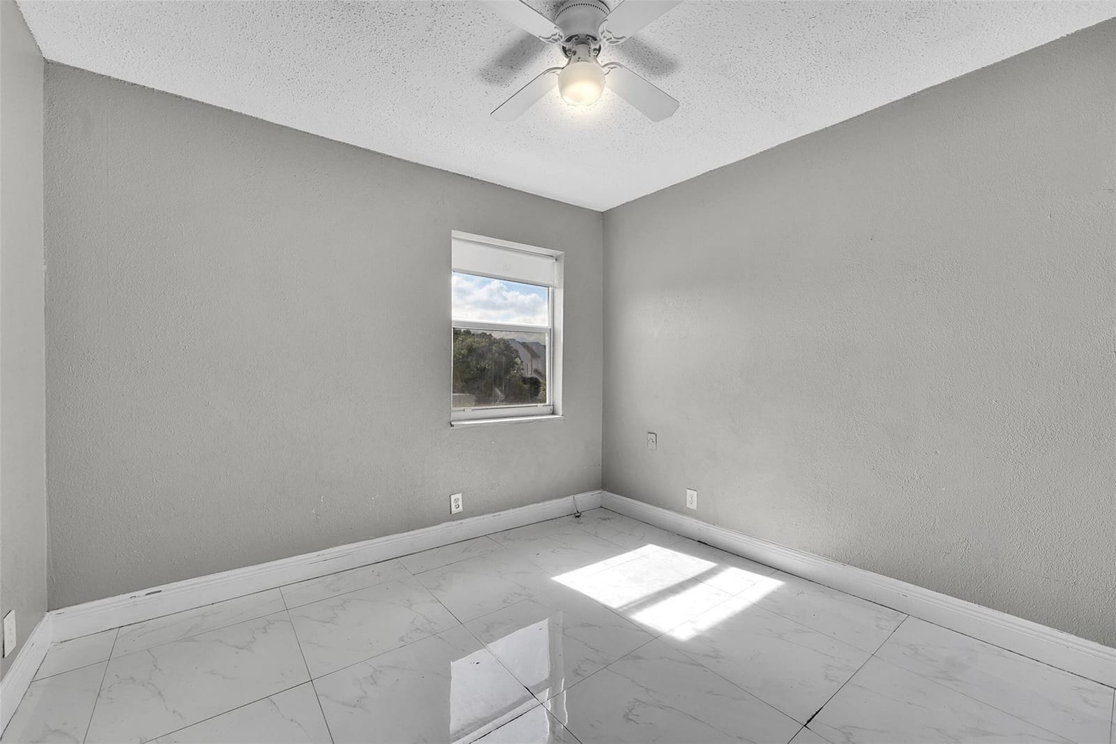 1237 Seaview 1237, North Lauderdale, FL 33068 photo 9