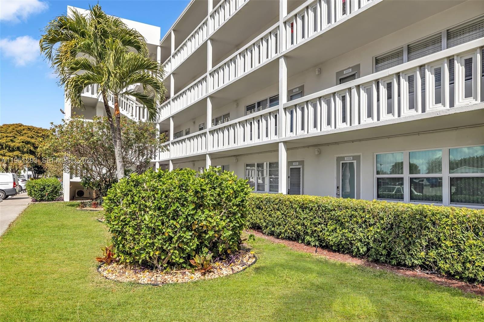 2051 N Newport N 2051, Deerfield Beach, FL 33442 photo 22