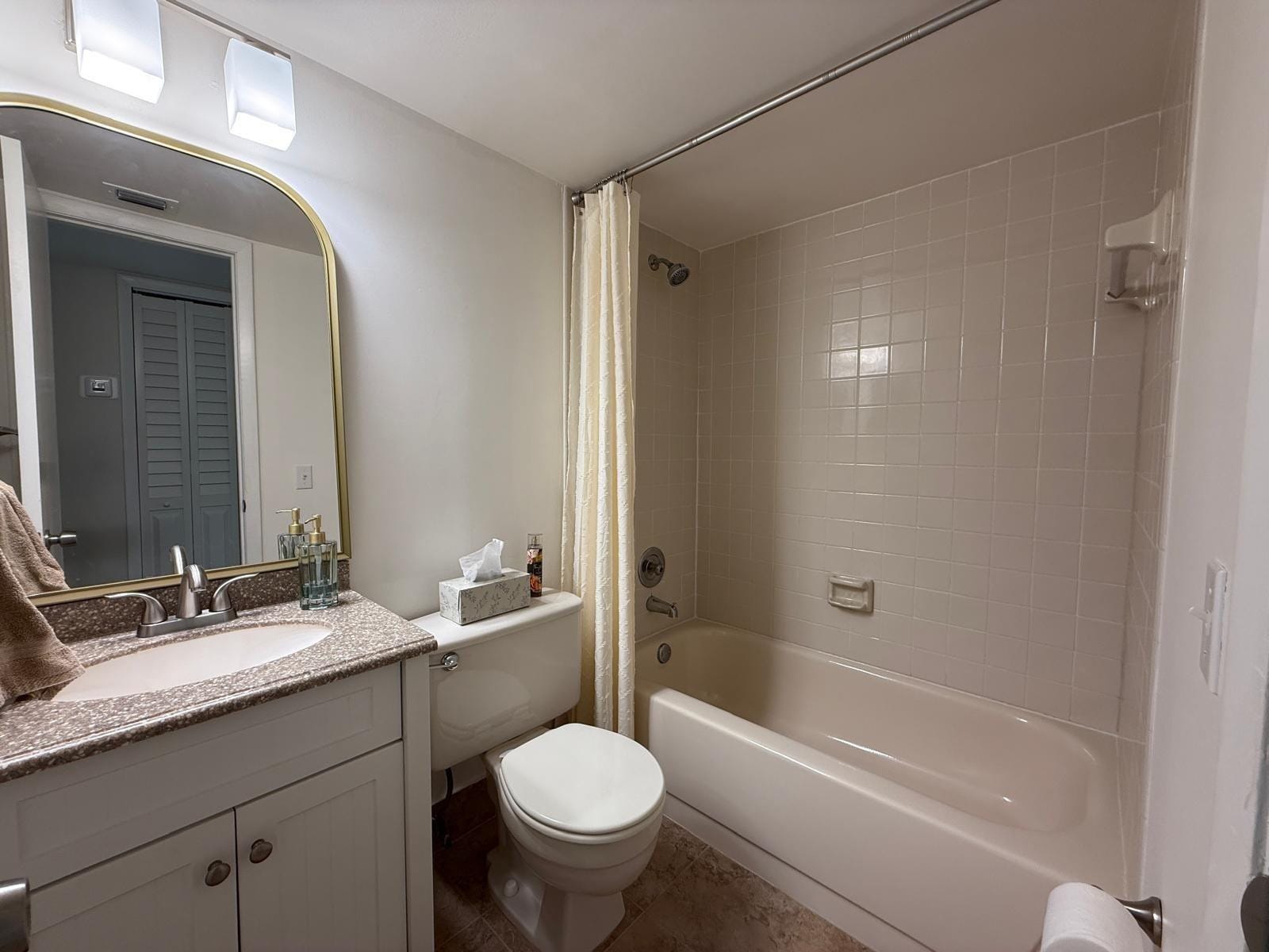 2106 S Cypress Bend Drive 210, Pompano Beach, FL 33069 photo 17