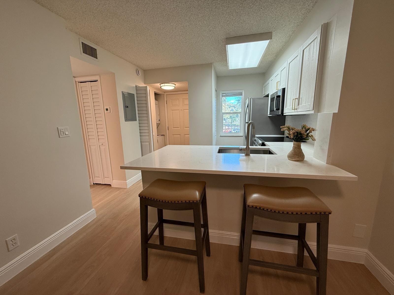 2106 S Cypress Bend Drive 210, Pompano Beach, FL 33069 photo 3