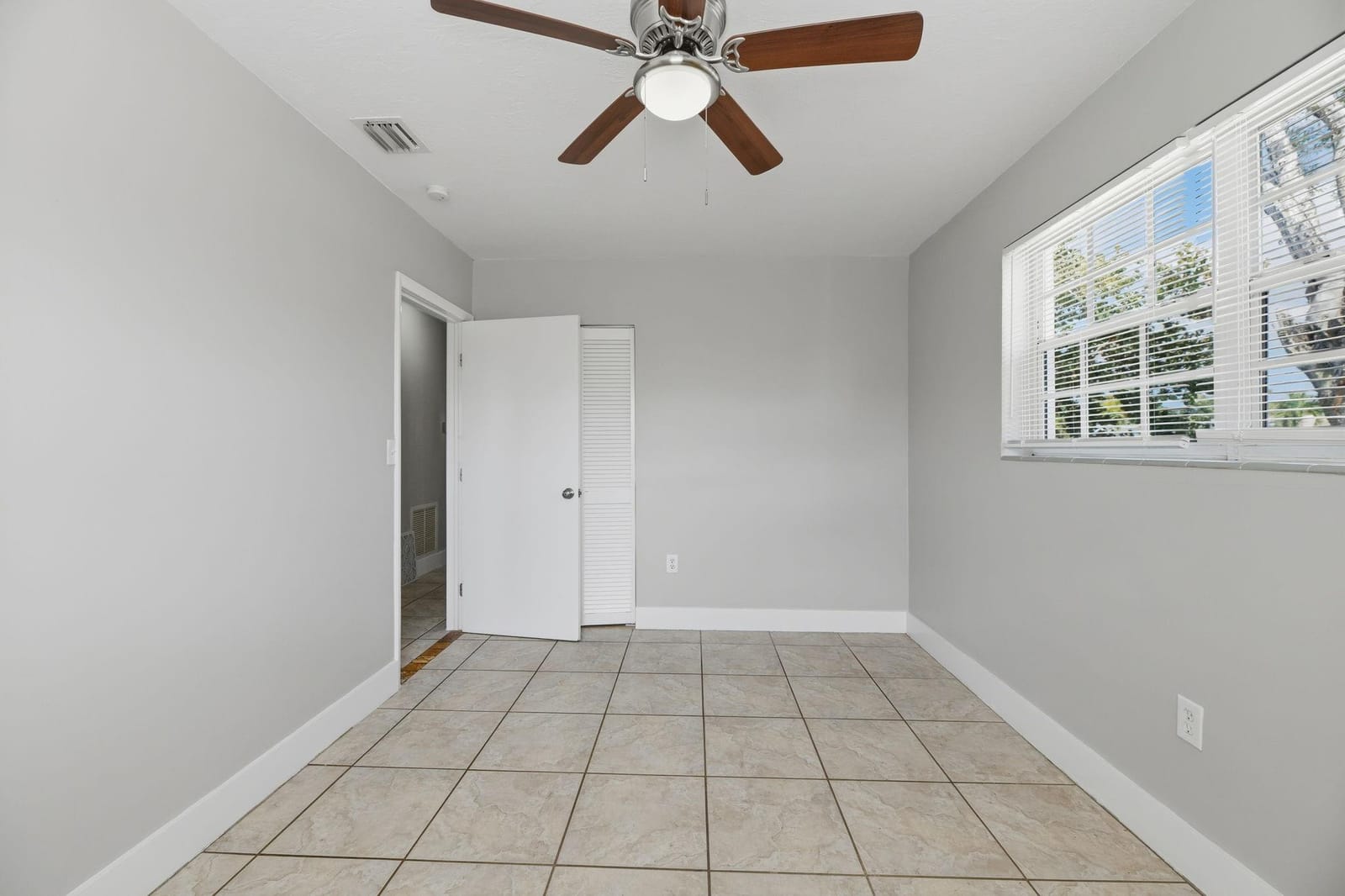 1000 N 71st Avenue, Hollywood, FL 33024 photo 21