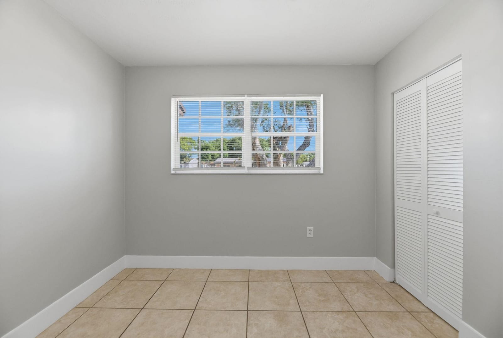 1000 N 71st Avenue, Hollywood, FL 33024 photo 22