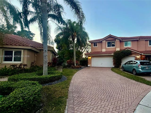 5772 NW 127th Terrace, sold in Heron Bay Four, Coral Springs, FL