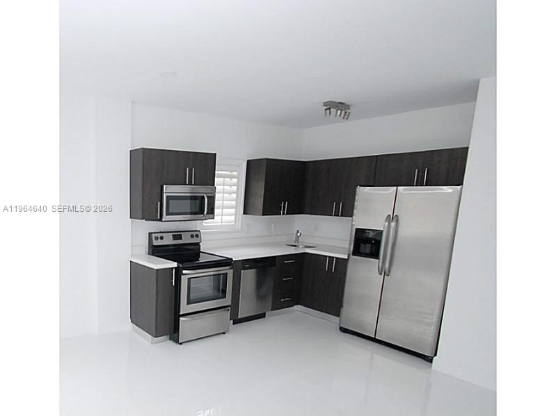 1255 Pennsylvania Avenue 102, Miami Beach, FL 33139, Miami Beach