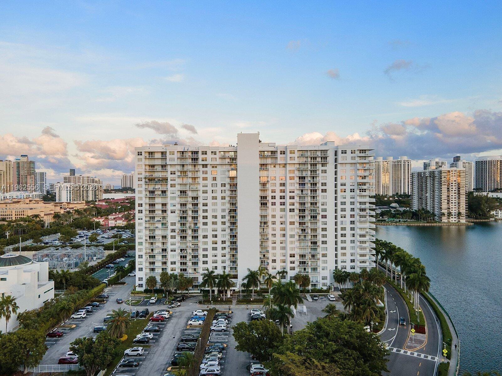 2801 NE 183rd Street 1607W, Aventura, FL 33160 photo 18
