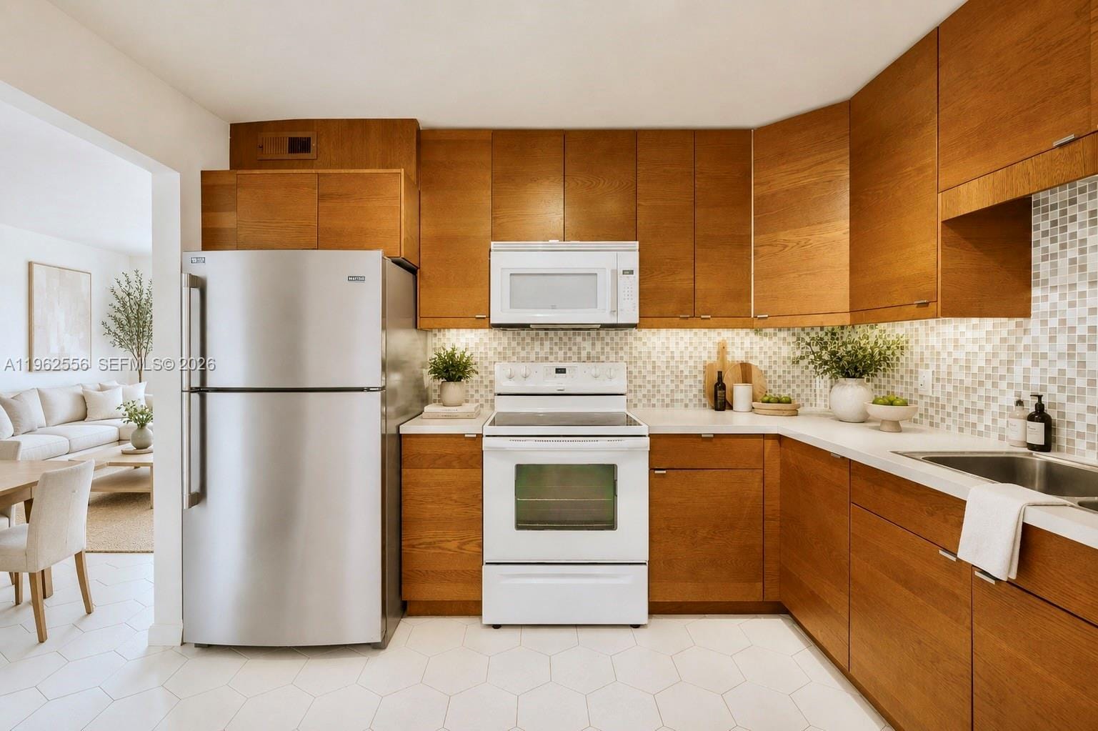 2801 NE 183rd Street 1607W, Aventura, FL 33160 photo 4