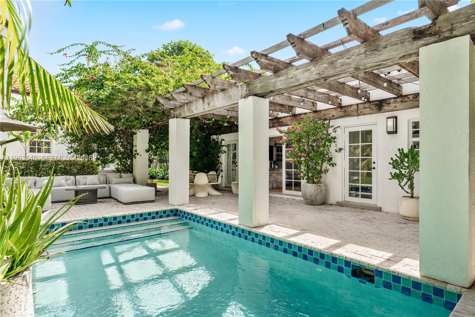 4108 Palmarito Street, Coral Gables, FL 33146 photo 4