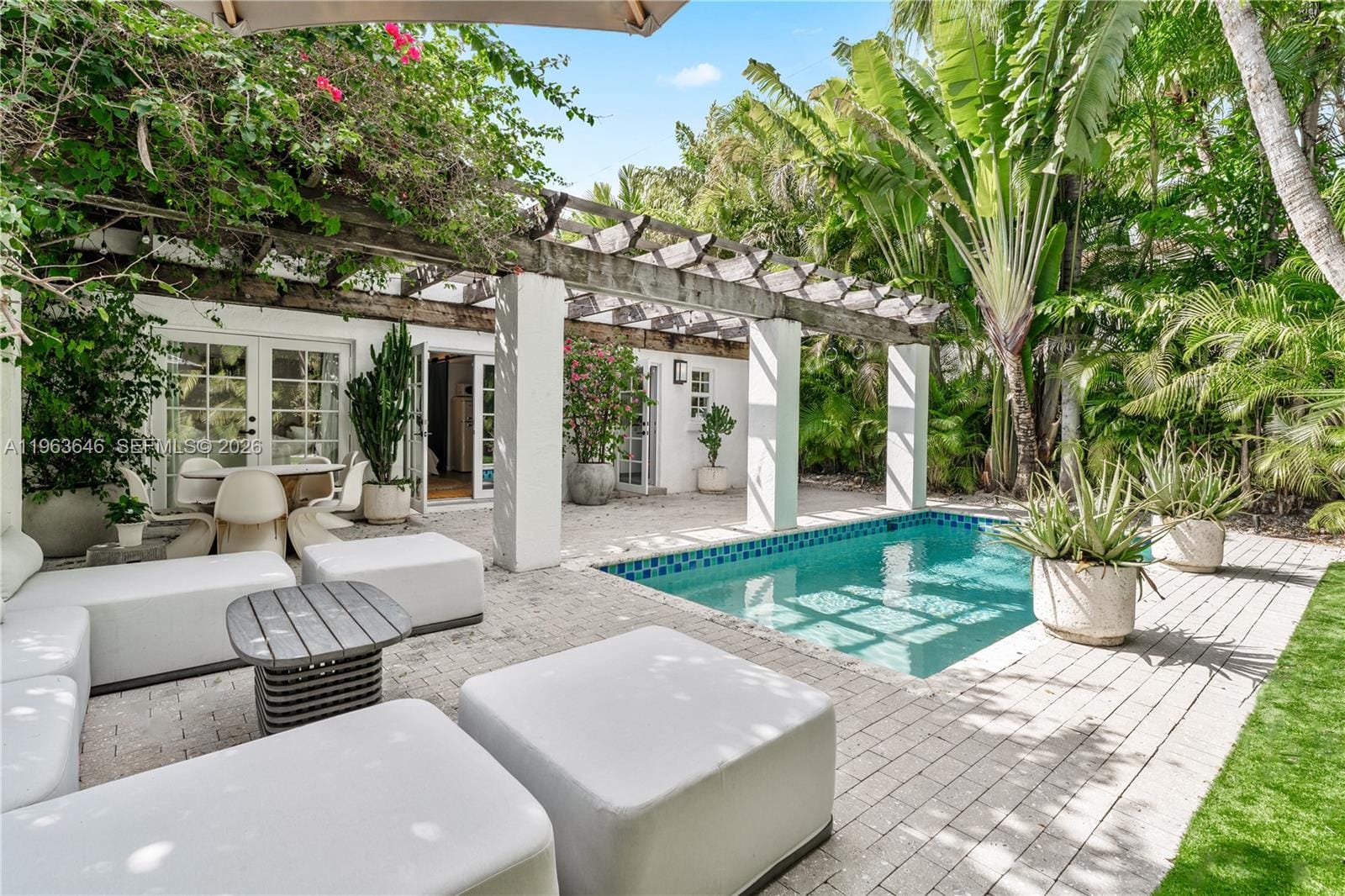 4108 Palmarito Street, Coral Gables, FL 33146 photo 5