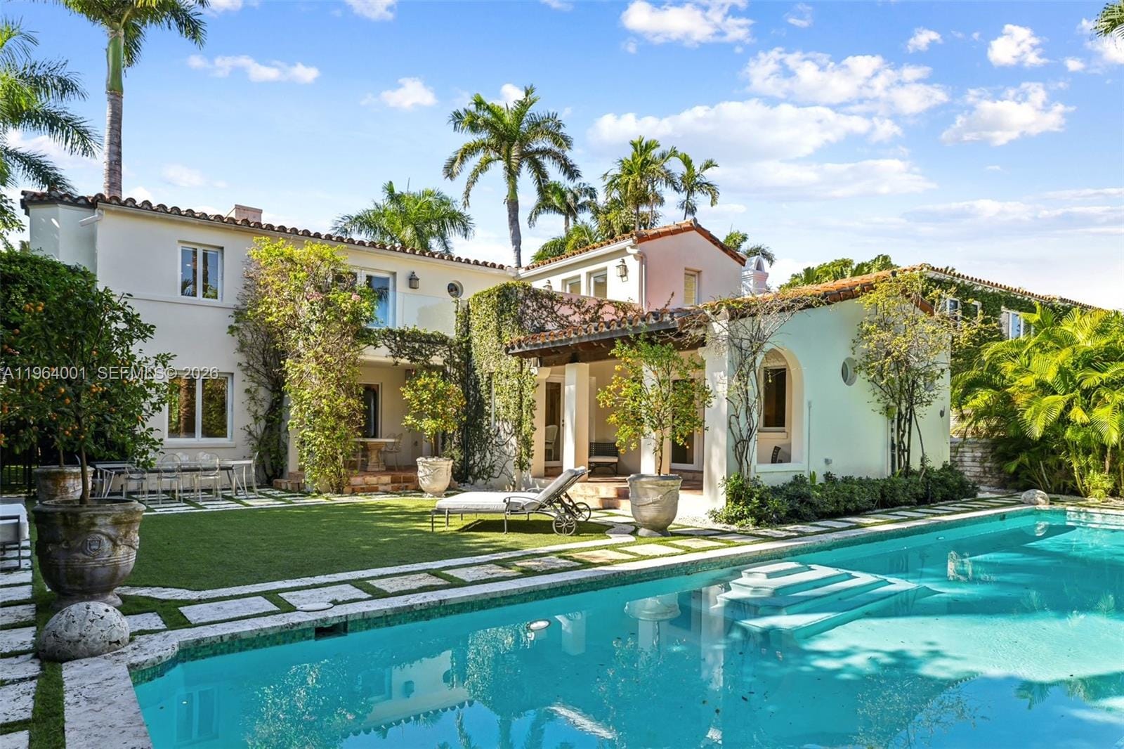 5711 N Bay Road, Miami Beach, FL 33140 photo 2