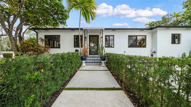 375 SW 32nd Road, sold in East Shenandoah, Miami, FL
