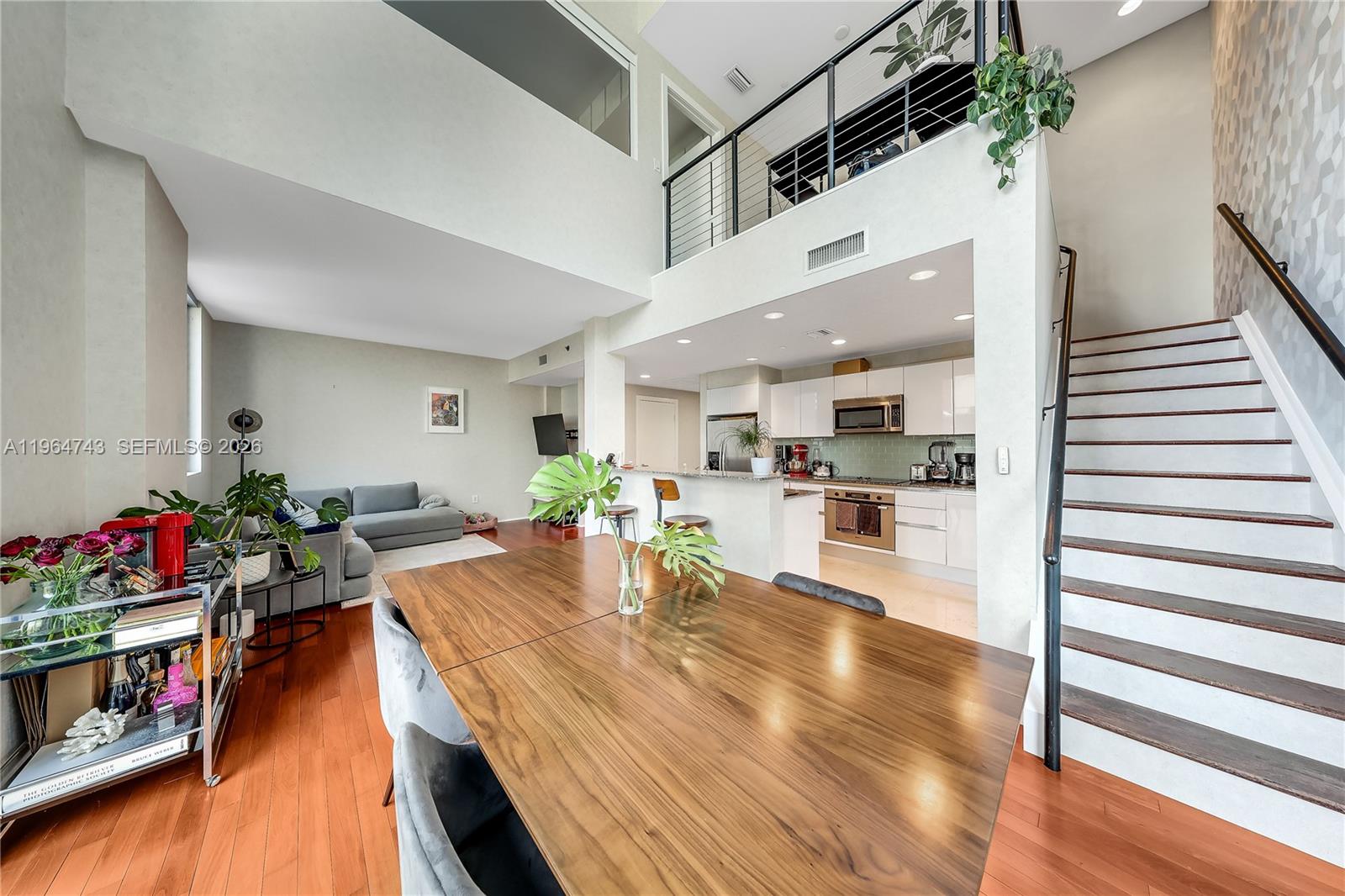 1050 Brickell Avenue 422, Miami, FL 33131, Miami