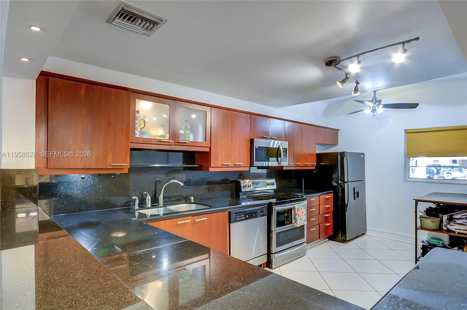3831 Estepona Avenue 11D2, Doral, FL 33178 photo 13