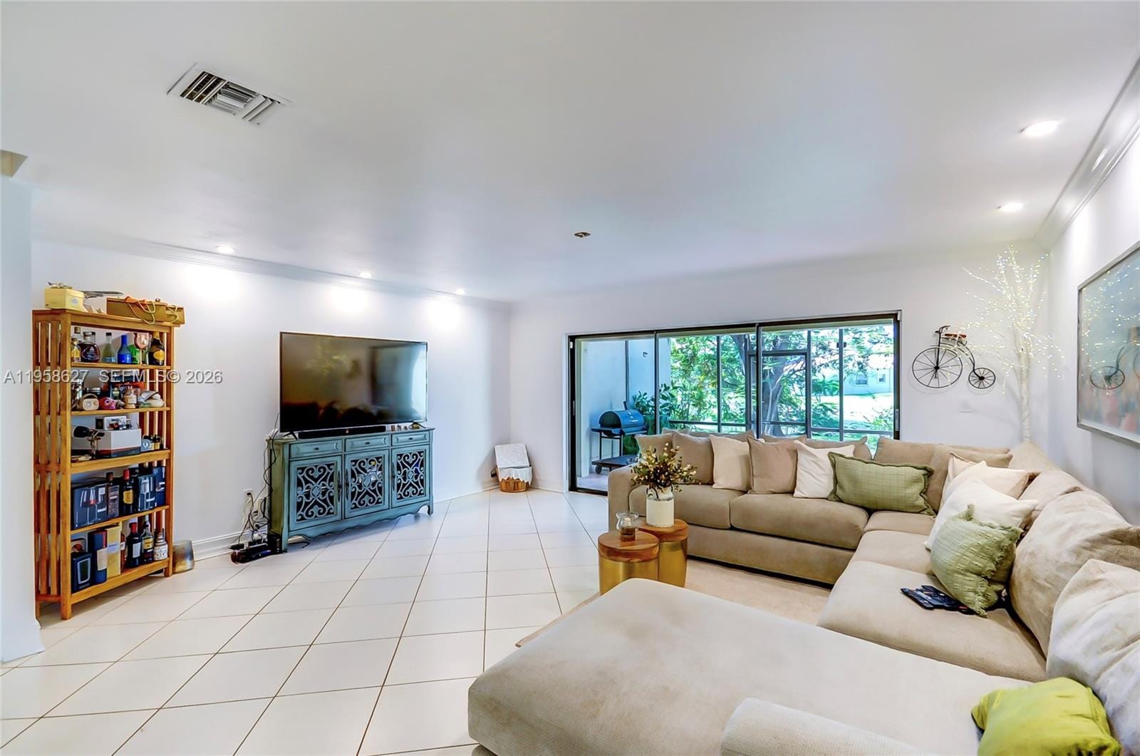 3831 Estepona Avenue 11D2 — photo 4