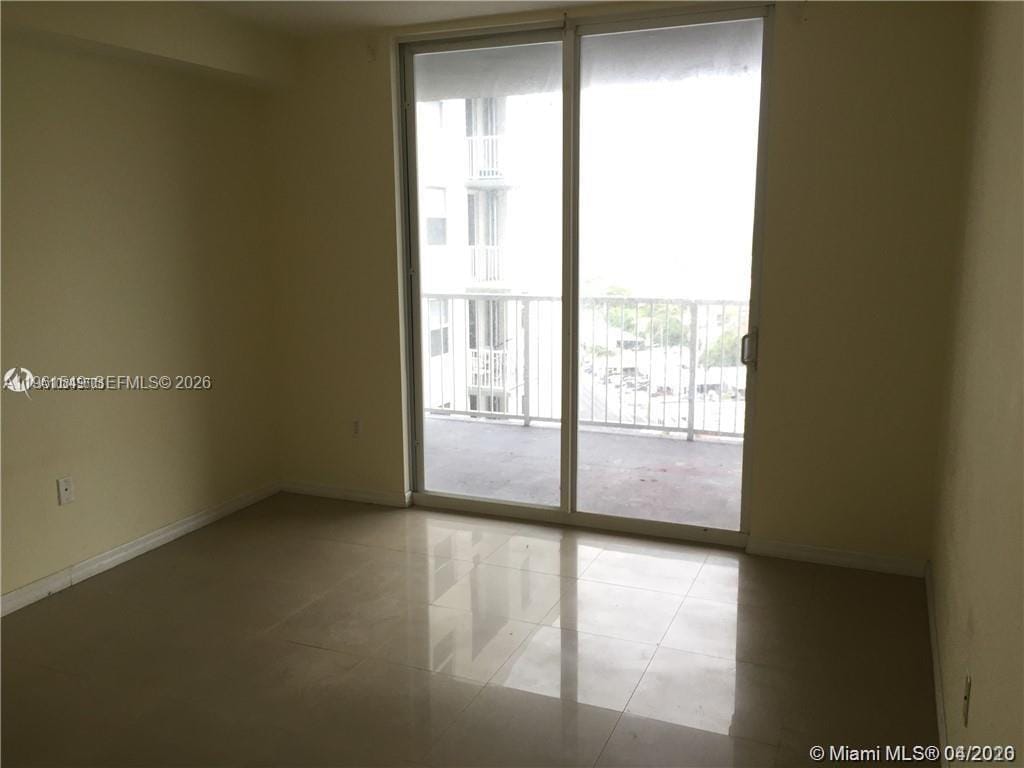 1 Glen Royal Parkway 1404, Miami, FL 33125 photo 8