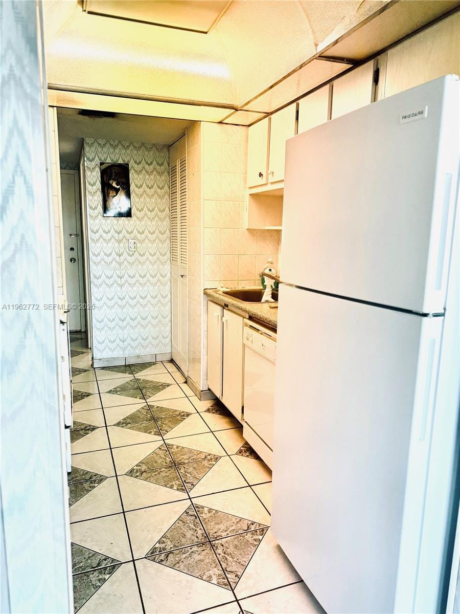 251 174th Street 1715, Sunny Isles Beach, FL 33160 photo 16