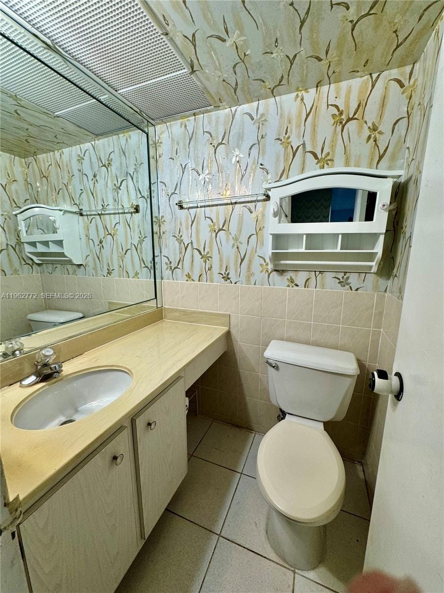 251 174th Street 1715, Sunny Isles Beach, FL 33160 photo 19