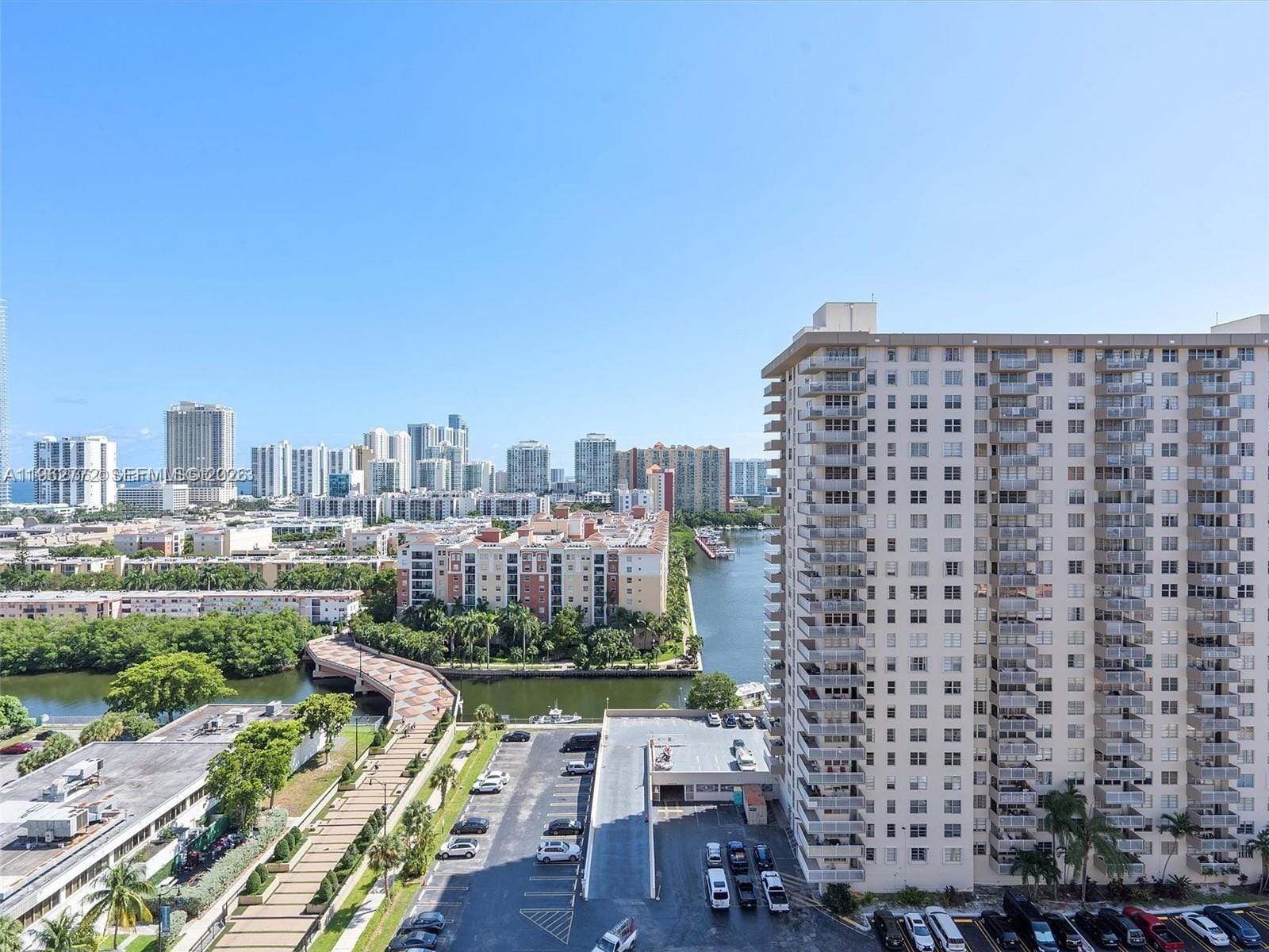 251 174th Street 1715, Sunny Isles Beach, FL 33160 photo 3