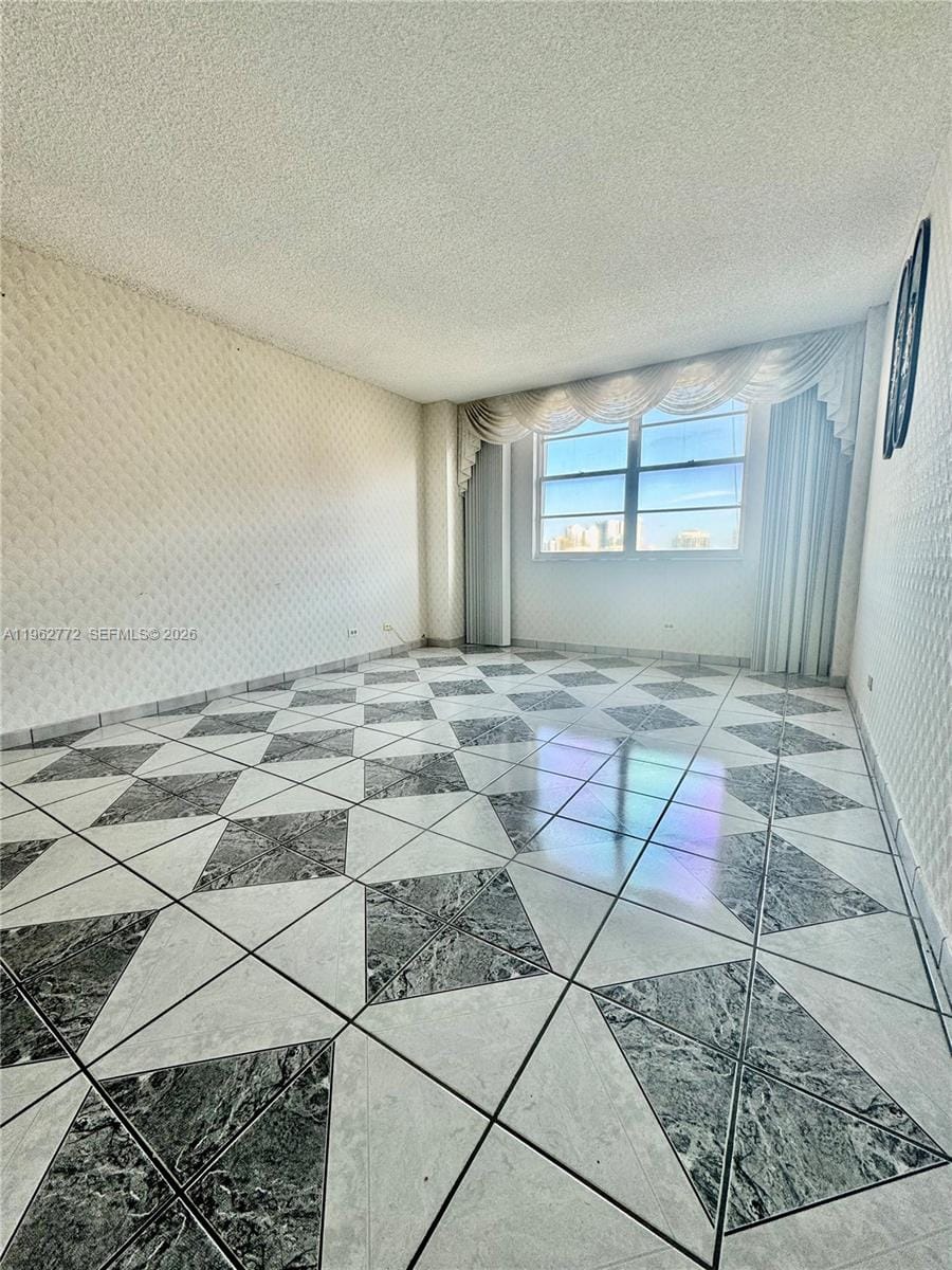 251 174th Street 1715, Sunny Isles Beach, FL 33160 photo 23