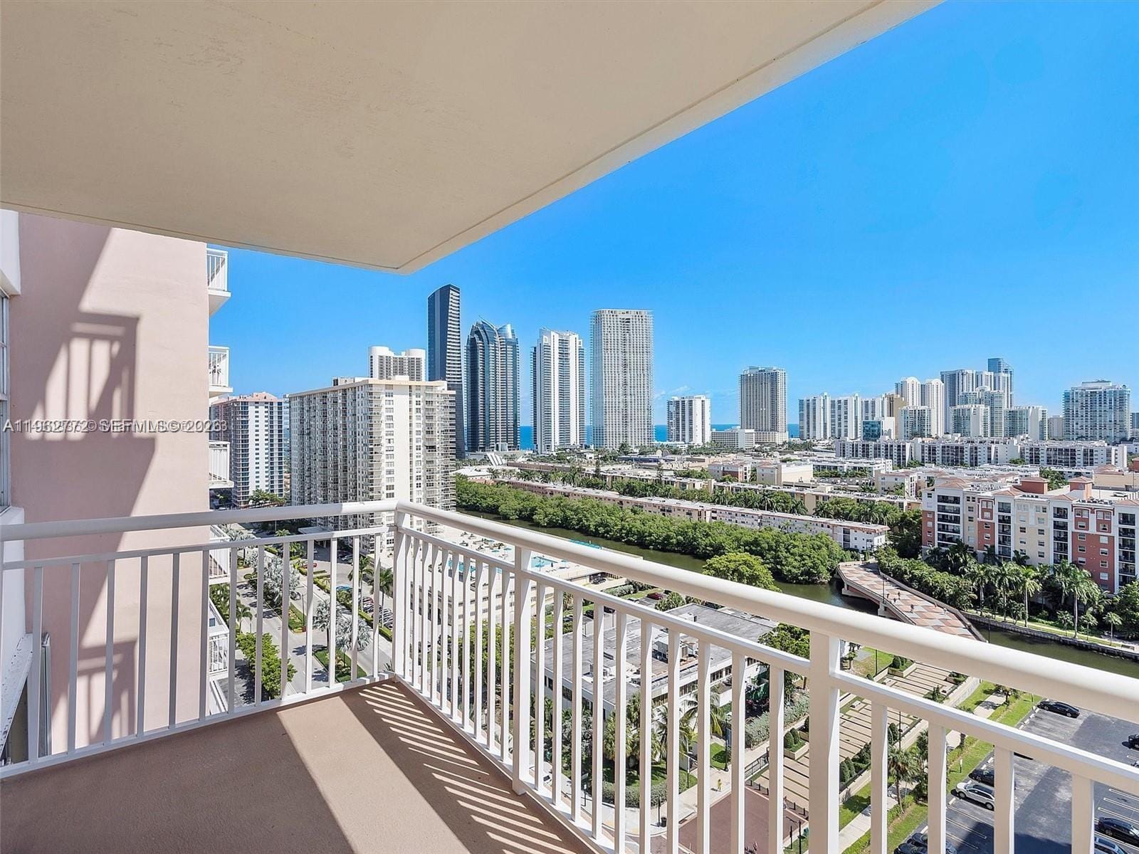 251 174th Street 1715, Sunny Isles Beach, FL 33160 photo 5