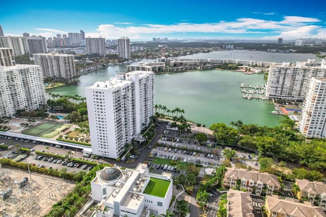 2801 NE 183rd Street 1504W, Aventura, FL 33160
