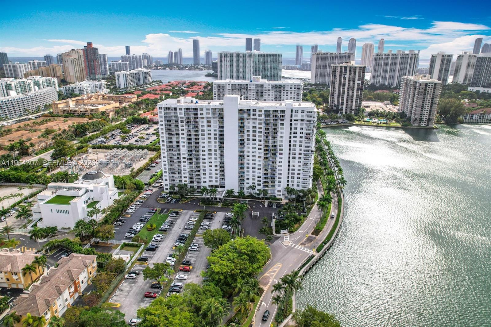 2801 NE 183rd Street 1504W, Aventura, FL 33160 photo 3