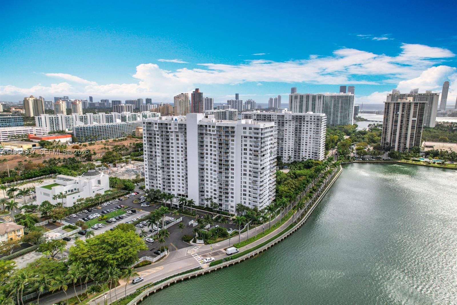 2801 NE 183rd Street 1504W, Aventura, FL 33160 photo 4
