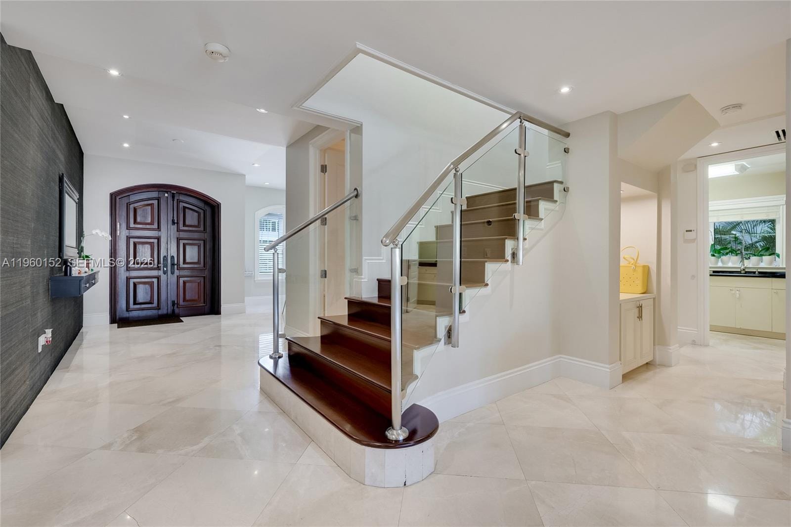 520 N Parkway — photo 11
