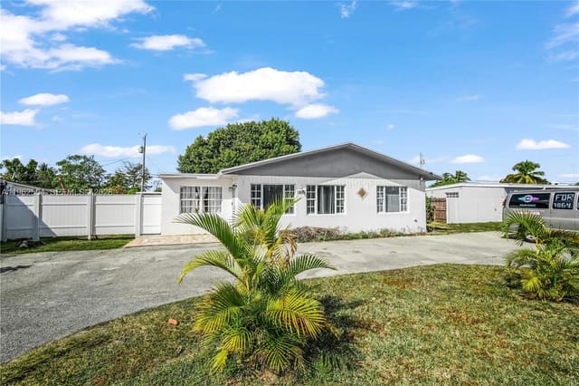 4630 SW 97th Avenue, sold in Tropical Estates, Miami, FL
