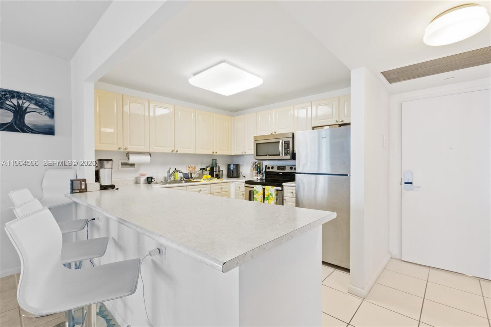 2301 Collins Avenue 504 — photo 7